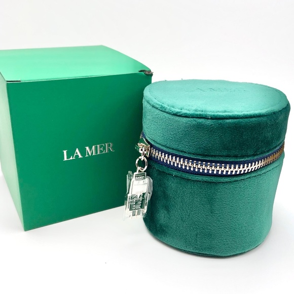 La Mer Serum Case Green Velvet Limited Edition Holiday 2023 NEW IN GIFT BOX - Picture 1 of 5
